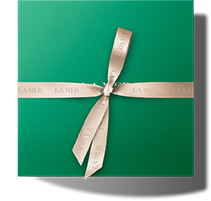 La Mer gift wrap box