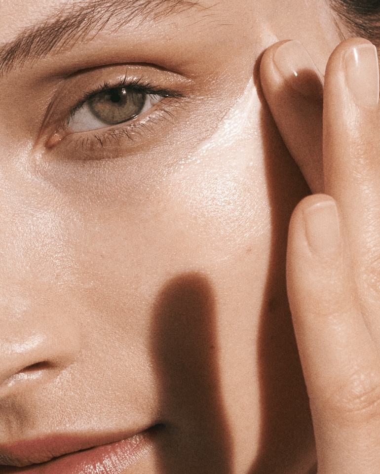 The Moisturizing Soft Cream